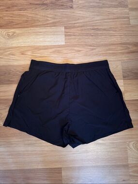 HALARA Womens Black Athletic Shorts with Zipper Pockets No lining